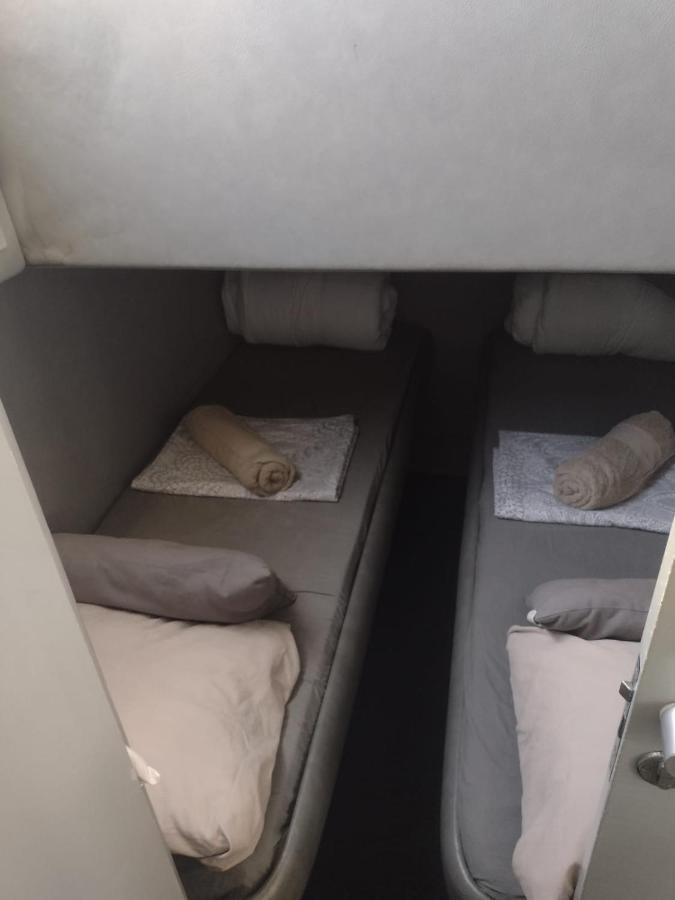 מלון ברצלונה Yach Boat מראה חיצוני תמונה